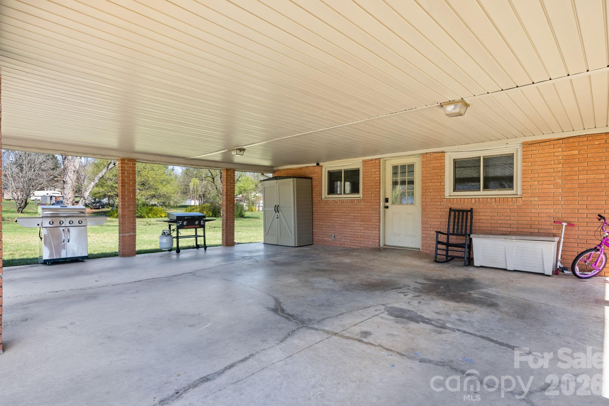 103 Hamp Street Morganton NC 28655