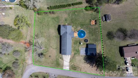 103 Hamp Street Morganton NC 28655