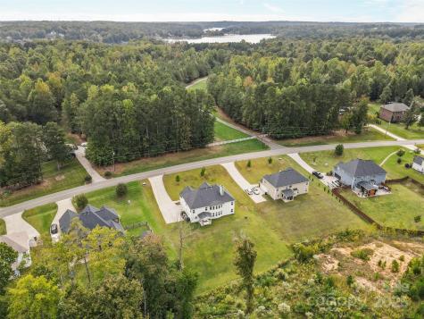 2633 Lakefront Drive Belmont NC 28012