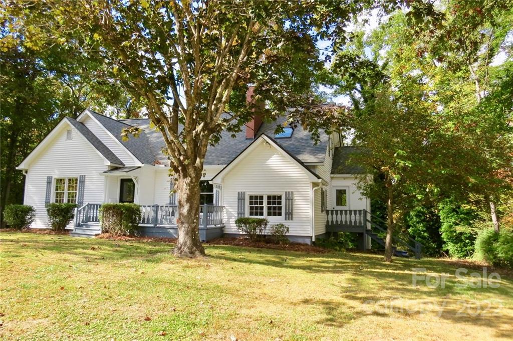 309 Hawthorne Drive Brevard NC 28712