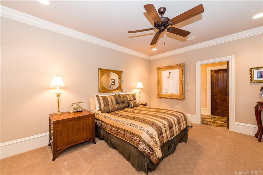 14121 Rhone Valley Drive Charlotte NC 28278