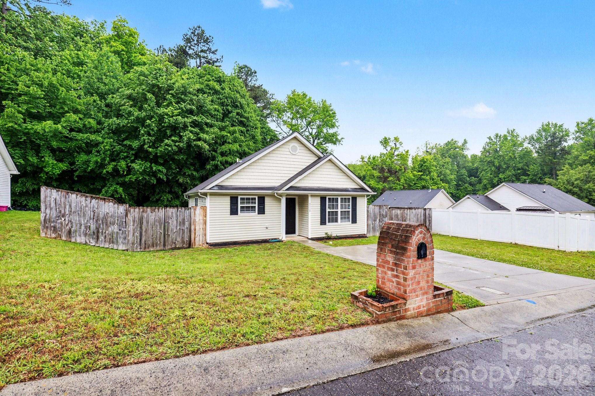 2116 Lauren Elizabeth Court Charlotte NC 28214