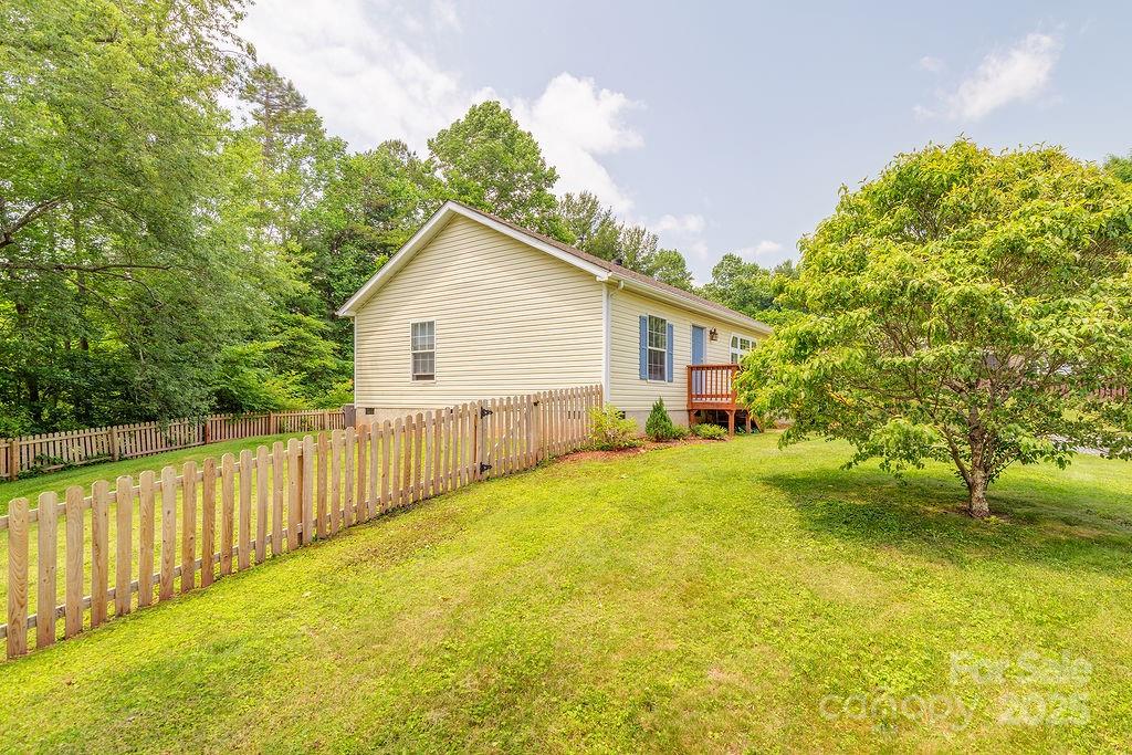 27 Jackson Cove Road Leicester NC 28748