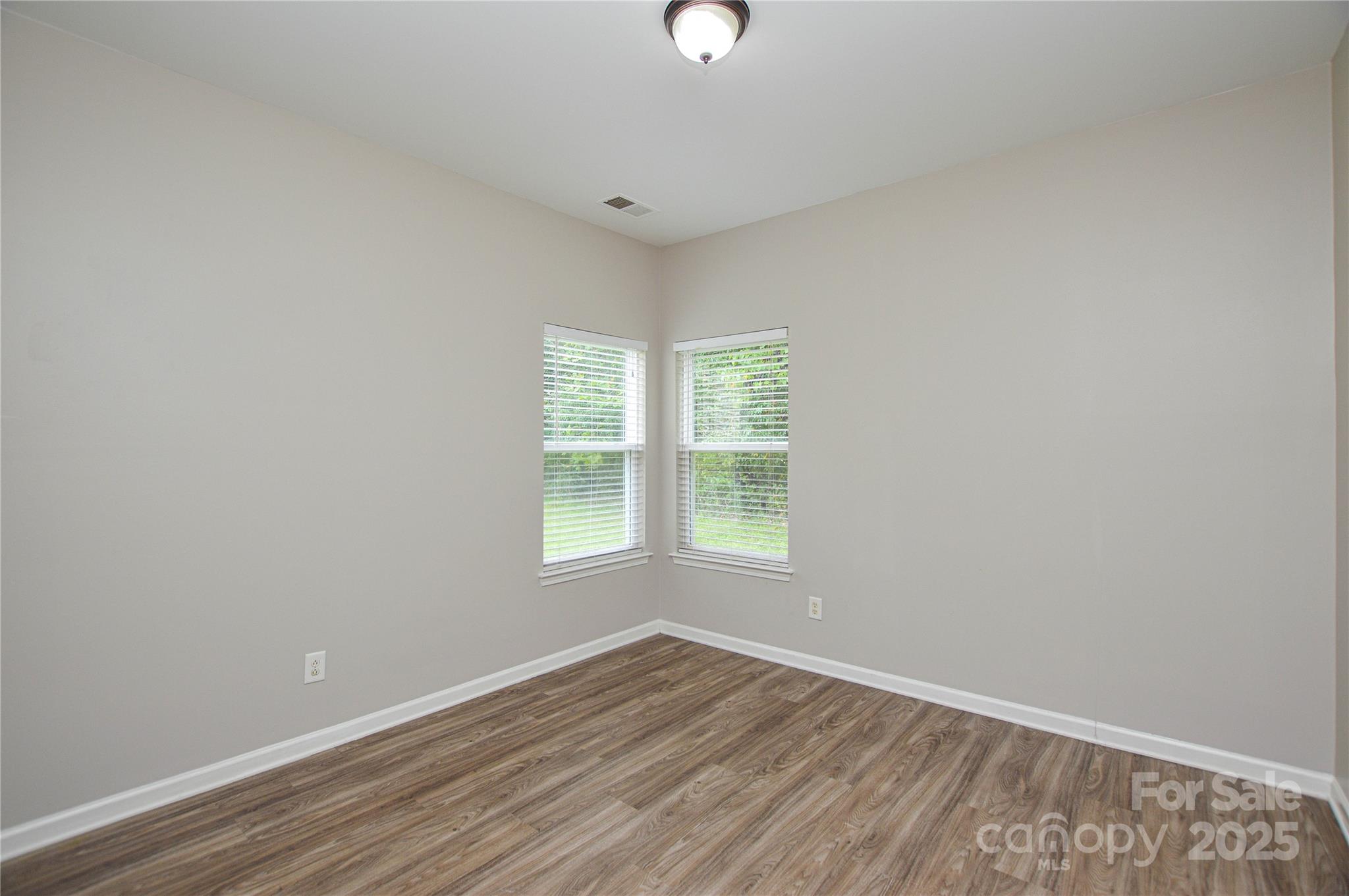 8257 Weeping Fig Lane Charlotte NC 28215
