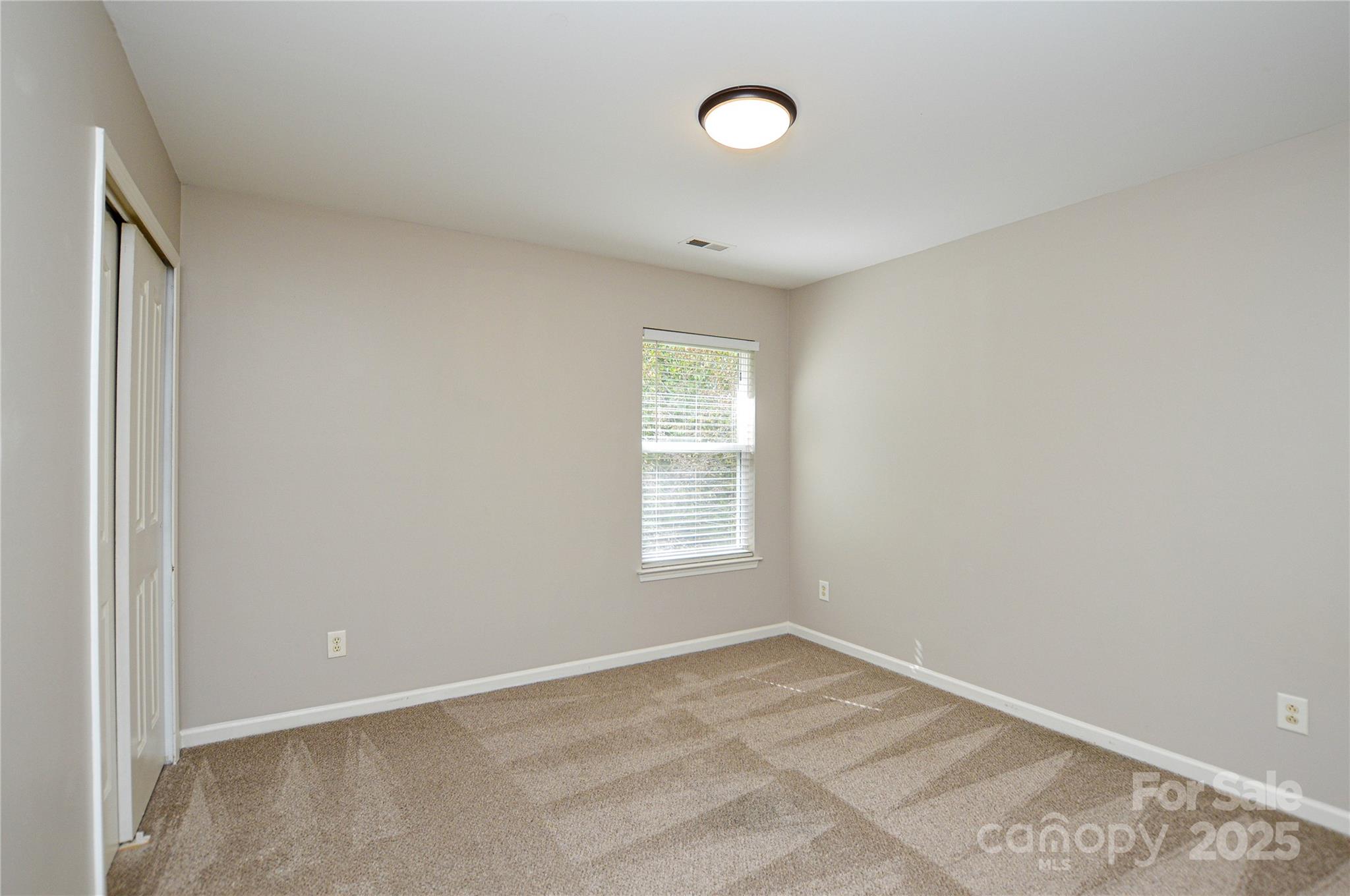 8257 Weeping Fig Lane Charlotte NC 28215