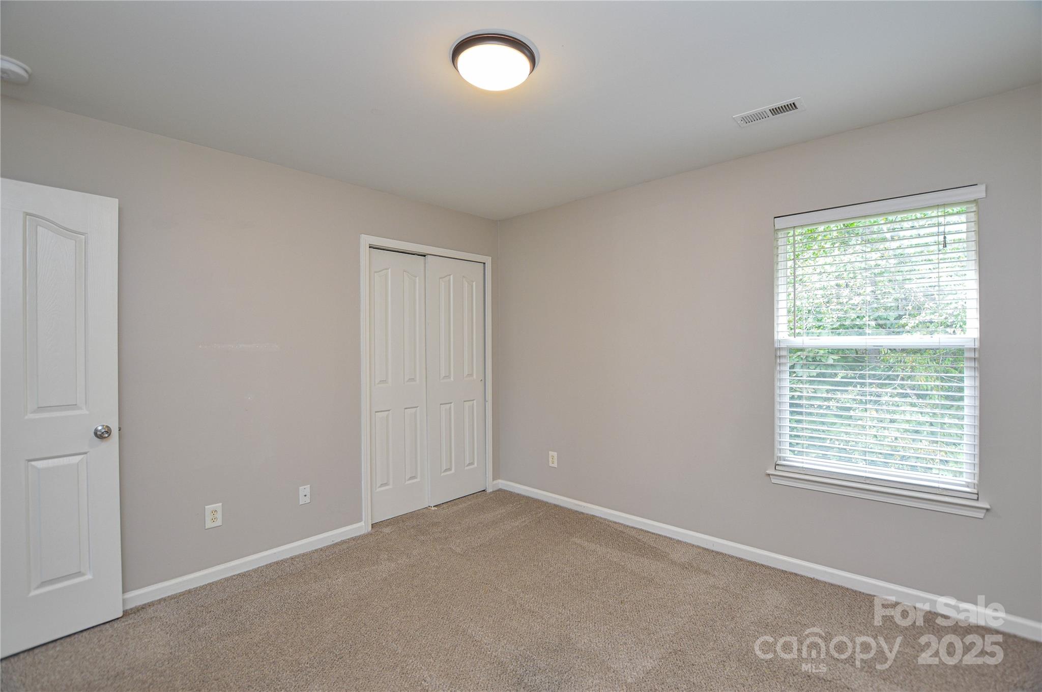 8257 Weeping Fig Lane Charlotte NC 28215