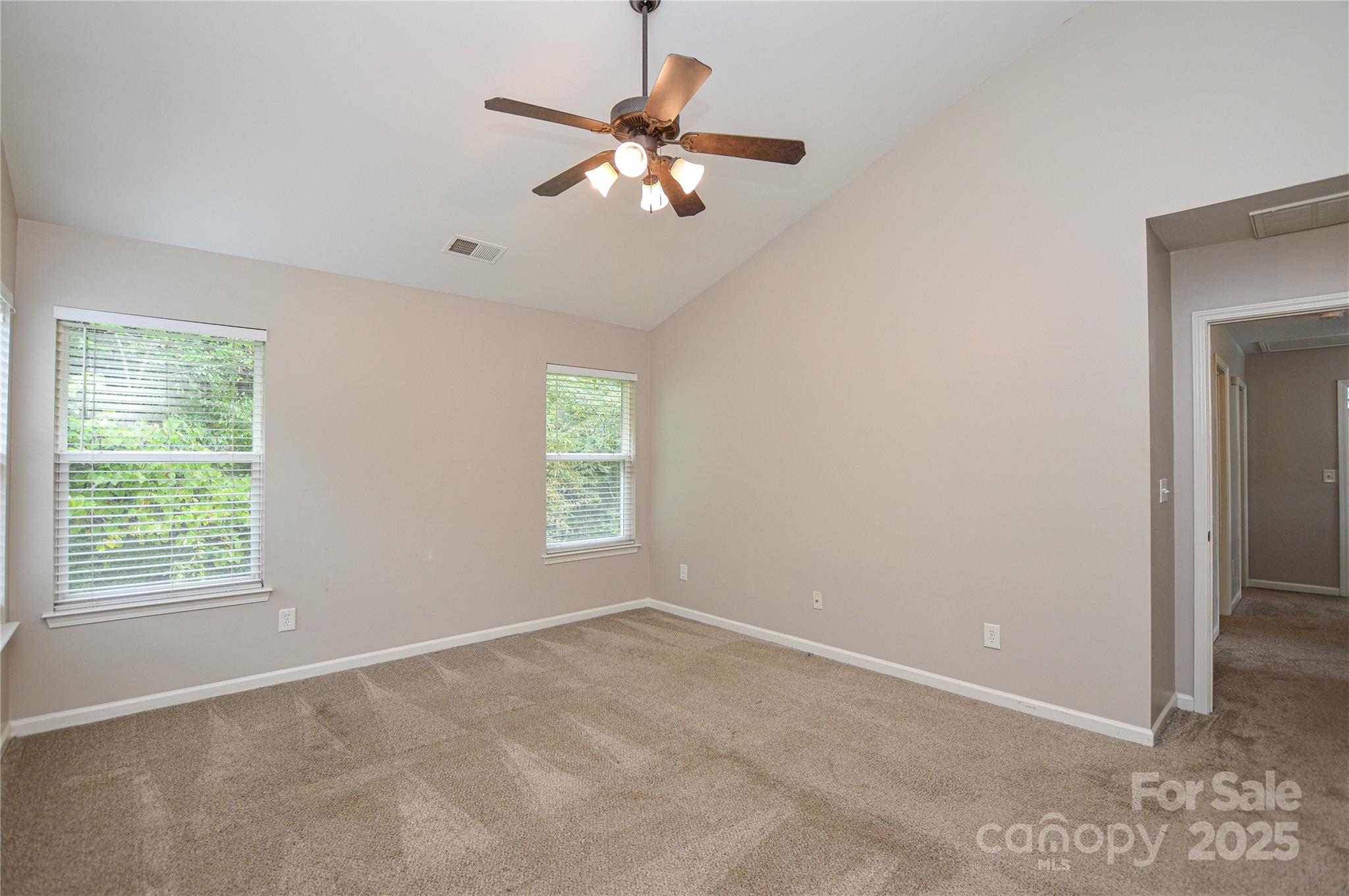 8257 Weeping Fig Lane Charlotte NC 28215