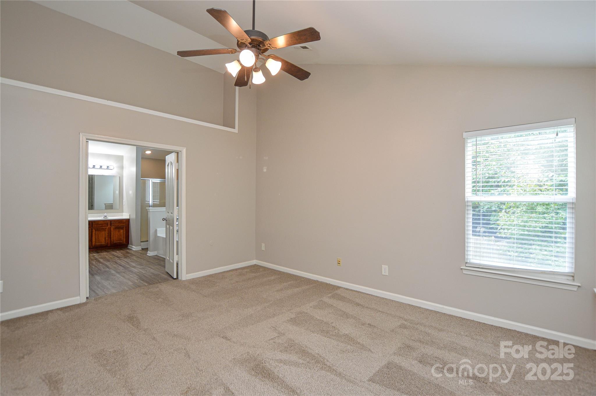 8257 Weeping Fig Lane Charlotte NC 28215