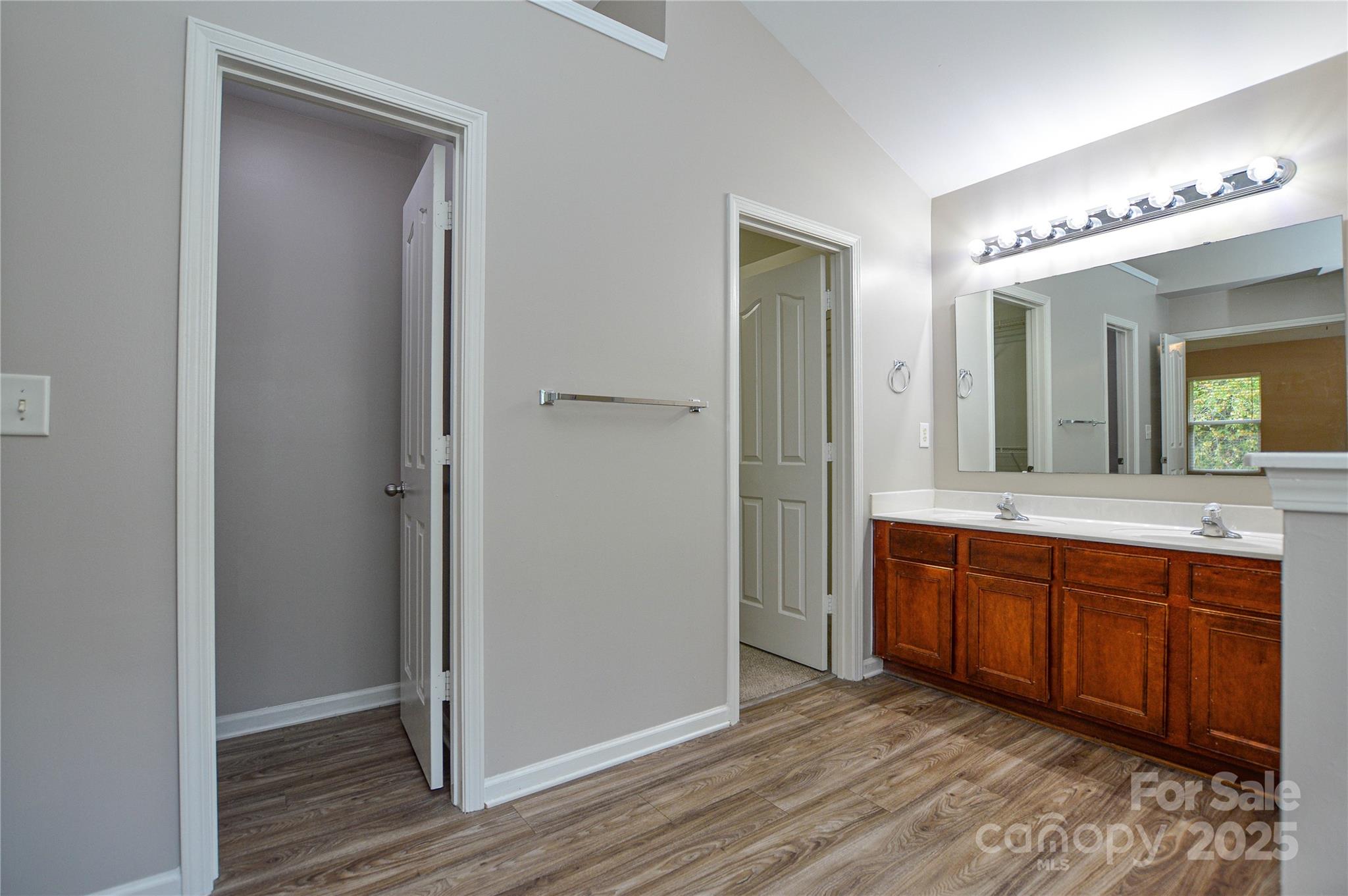 8257 Weeping Fig Lane Charlotte NC 28215