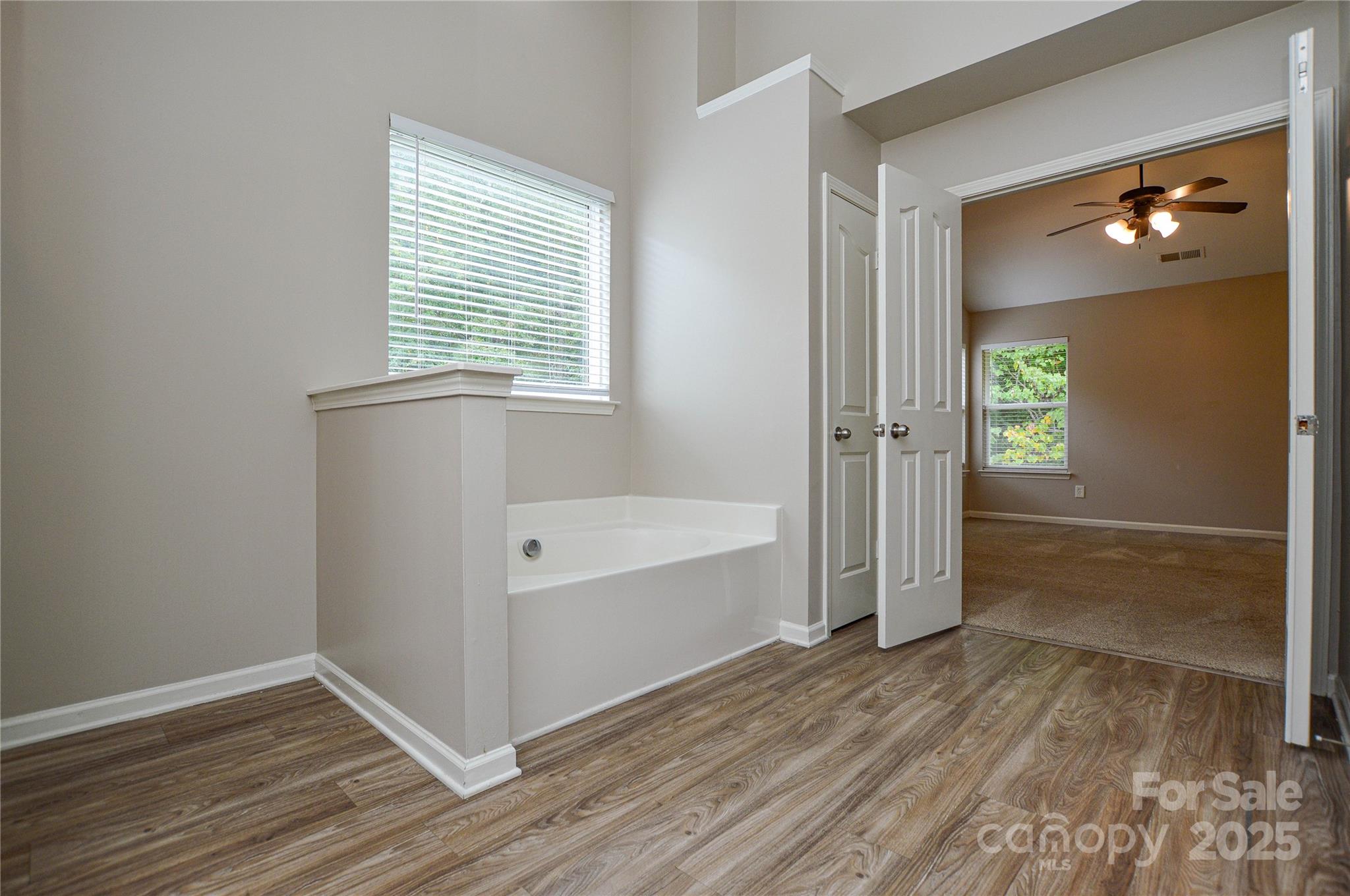 8257 Weeping Fig Lane Charlotte NC 28215