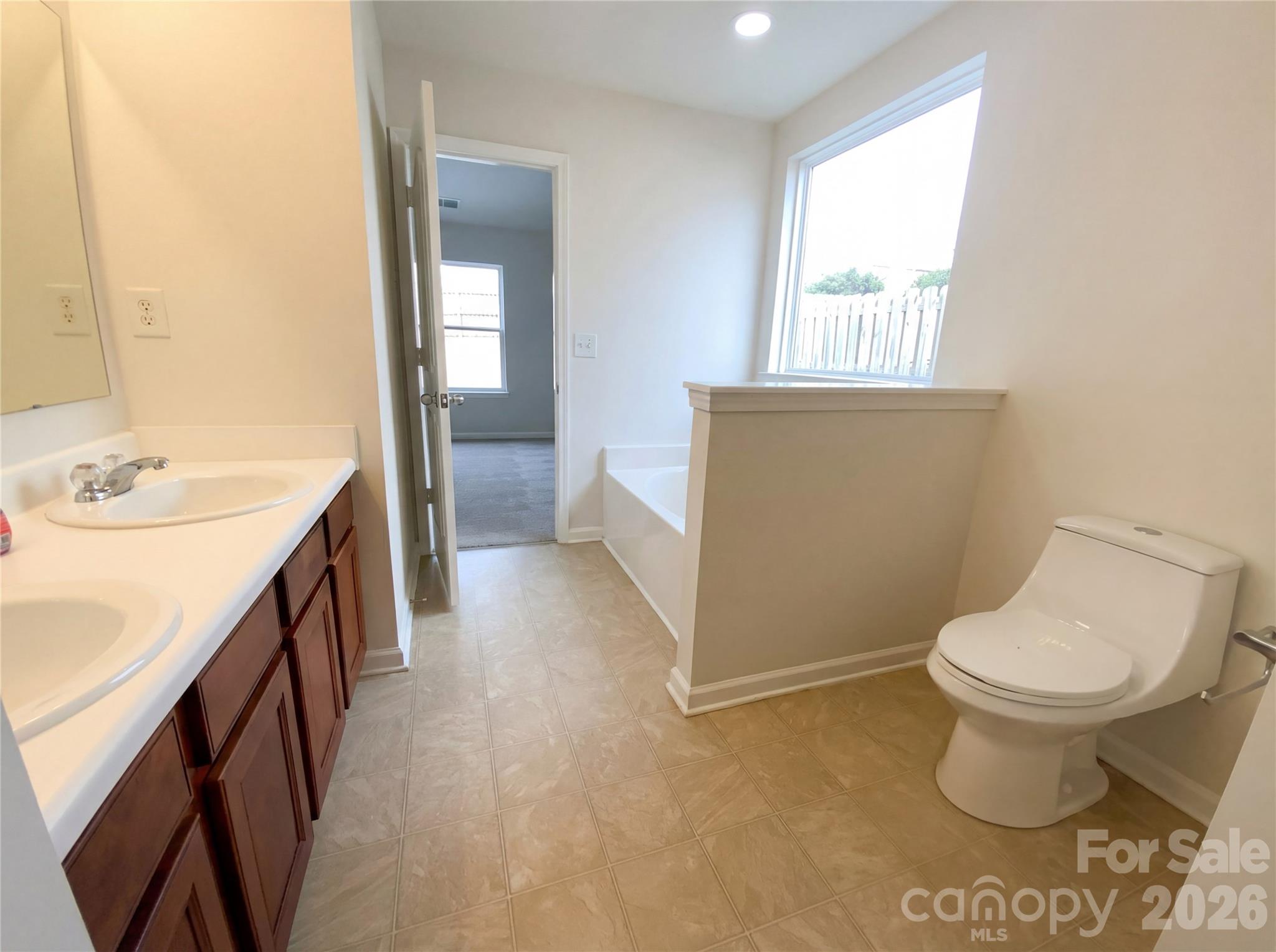 3727 Pimilico Trace Lane Charlotte NC 28216