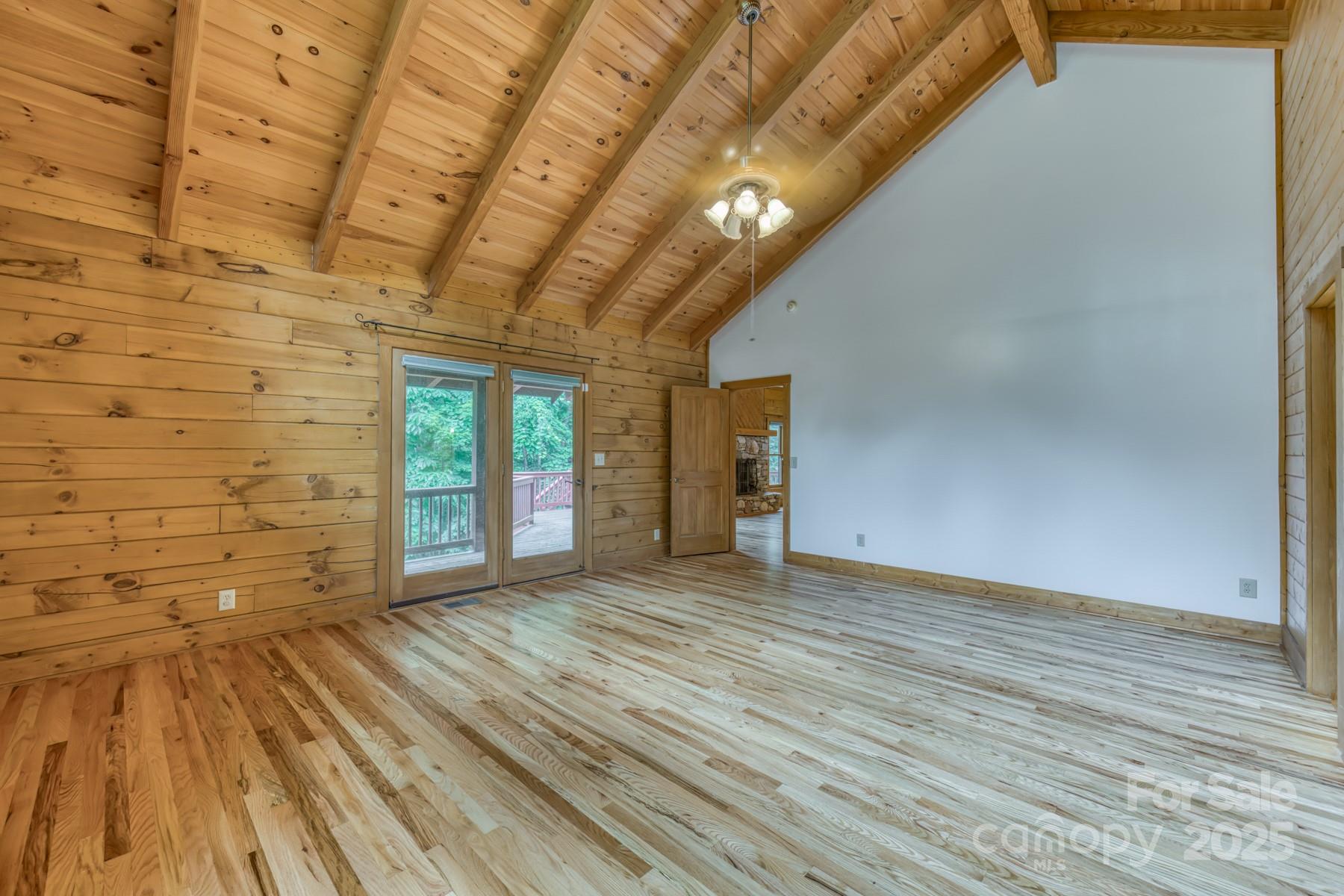 5023 Elk Park Highway Elk Park NC 28622