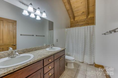 5023 Elk Park Highway Elk Park NC 28622