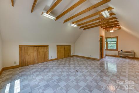 5023 Elk Park Highway Elk Park NC 28622