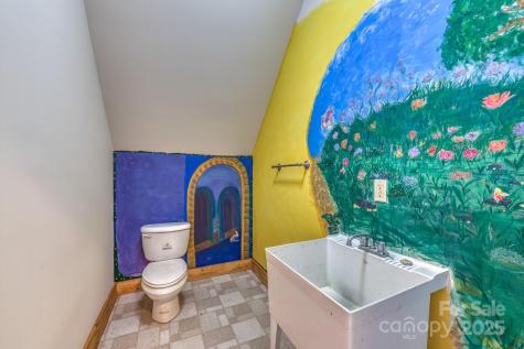 5023 Elk Park Highway Elk Park NC 28622