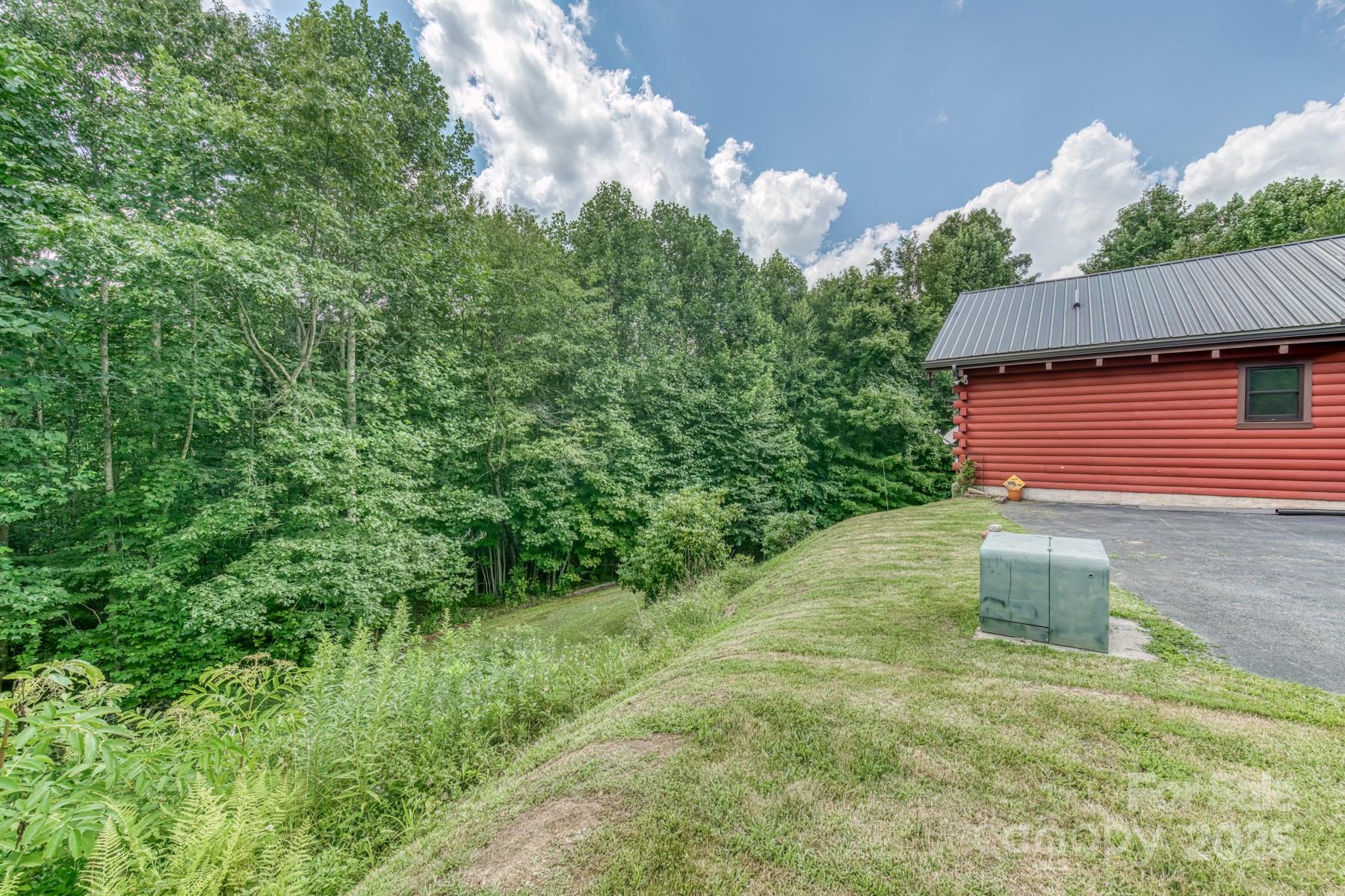 5023 Elk Park Highway Elk Park NC 28622