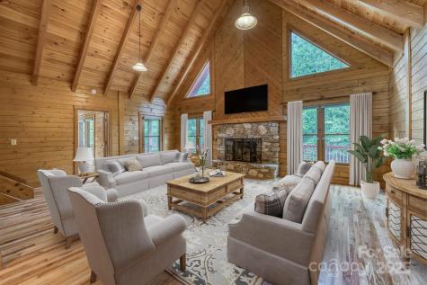 5023 Elk Park Highway Elk Park NC 28622