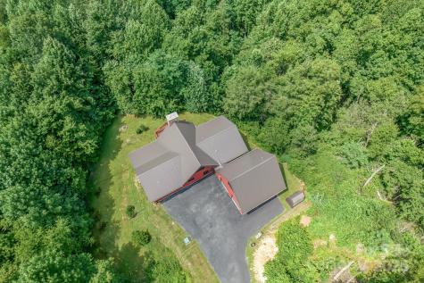 5023 Elk Park Highway Elk Park NC 28622