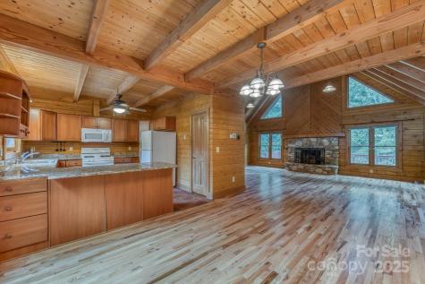 5023 Elk Park Highway Elk Park NC 28622