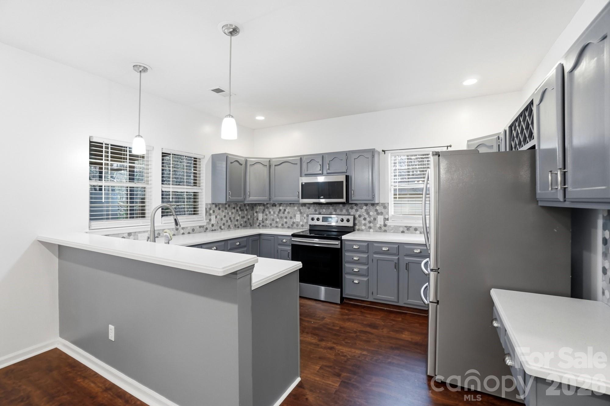 8725 Londonshire Drive Charlotte NC 28216