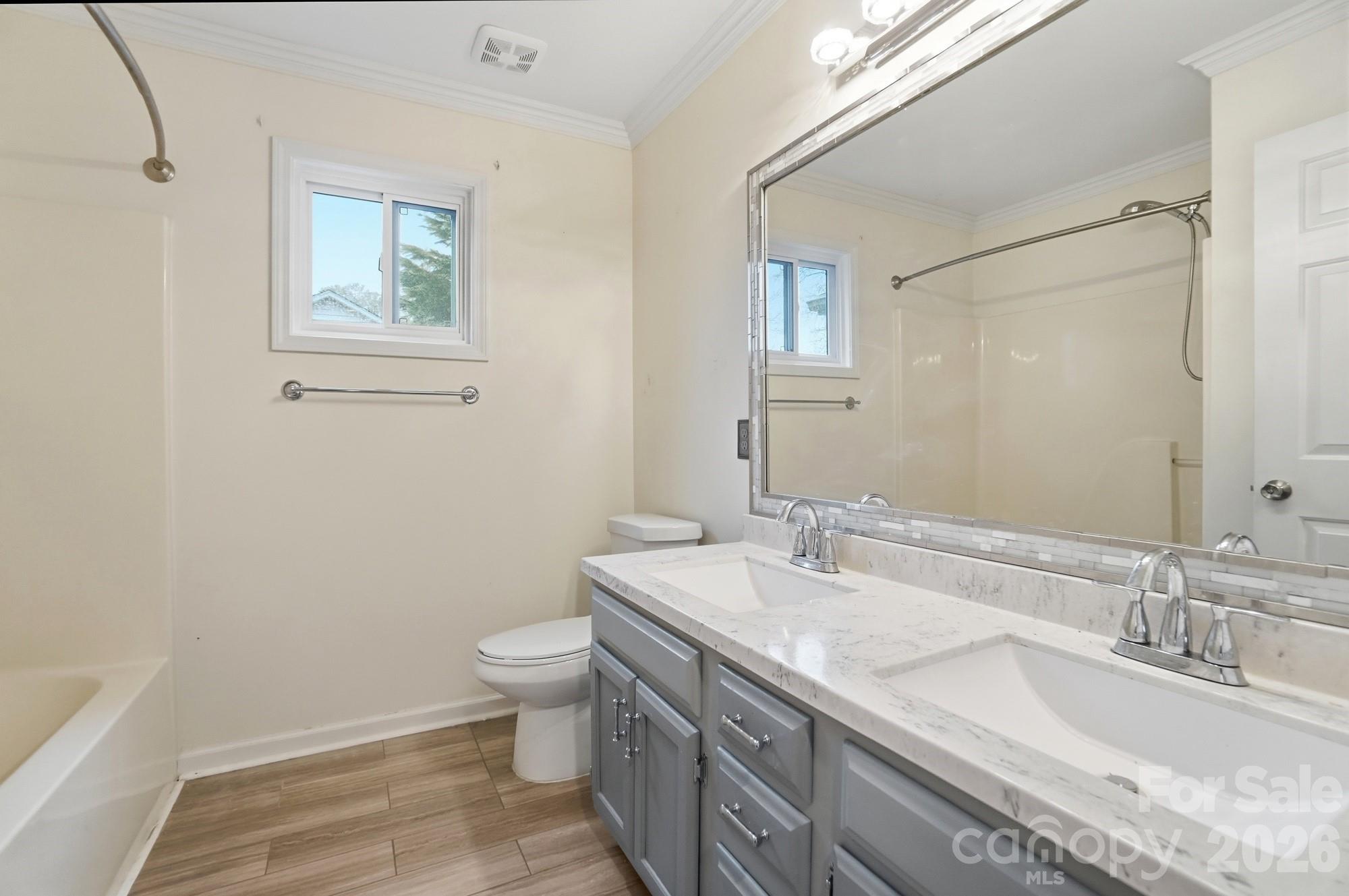 8725 Londonshire Drive Charlotte NC 28216