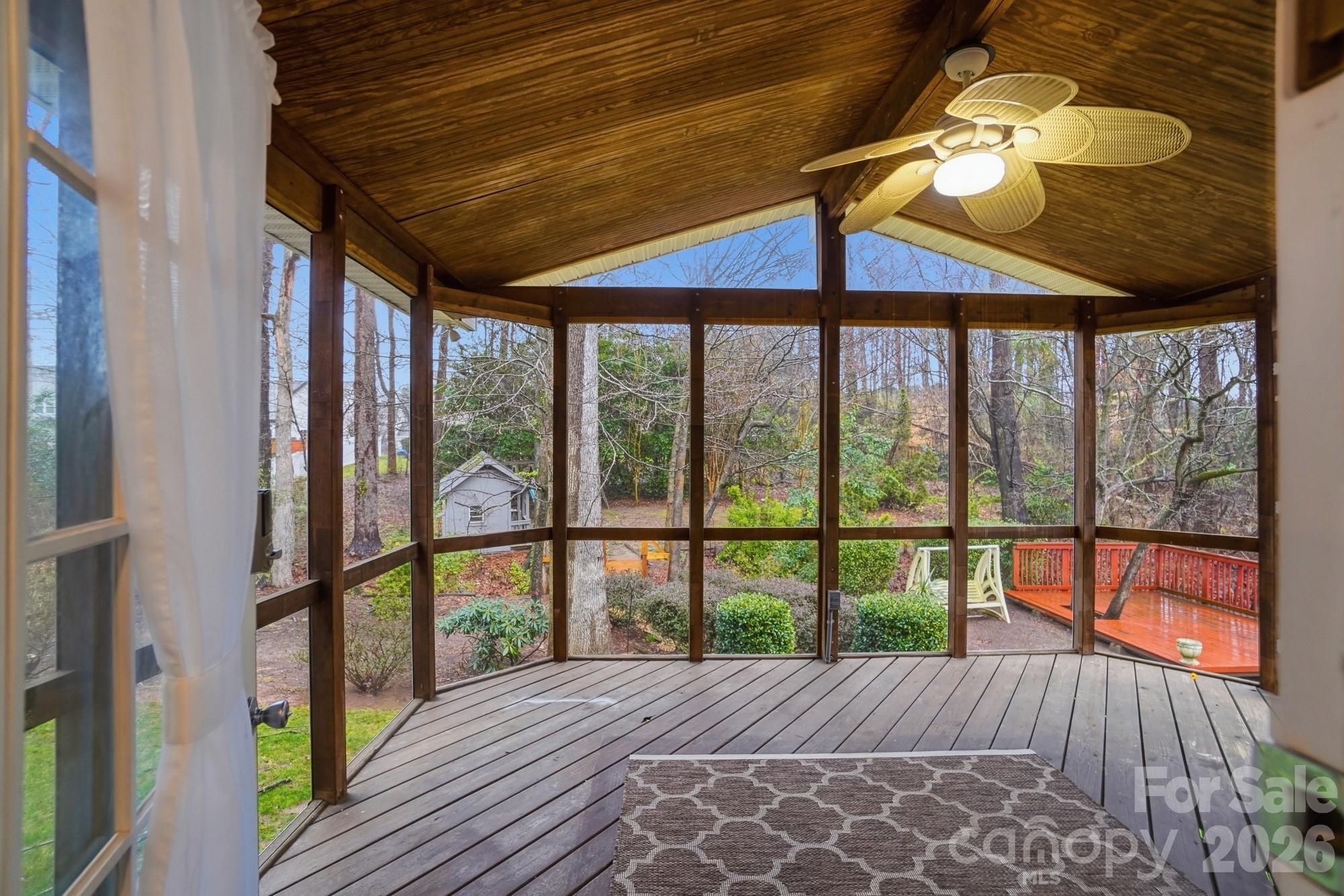 8725 Londonshire Drive Charlotte NC 28216