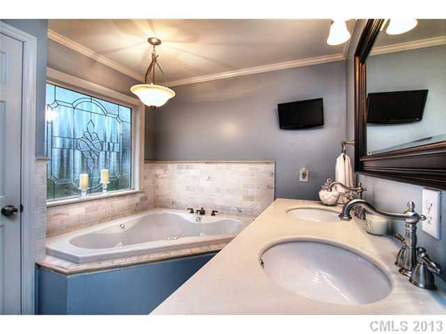 5100 Furman Place Charlotte NC 28210