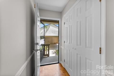 4102 Dominic Lane Asheville NC 28805