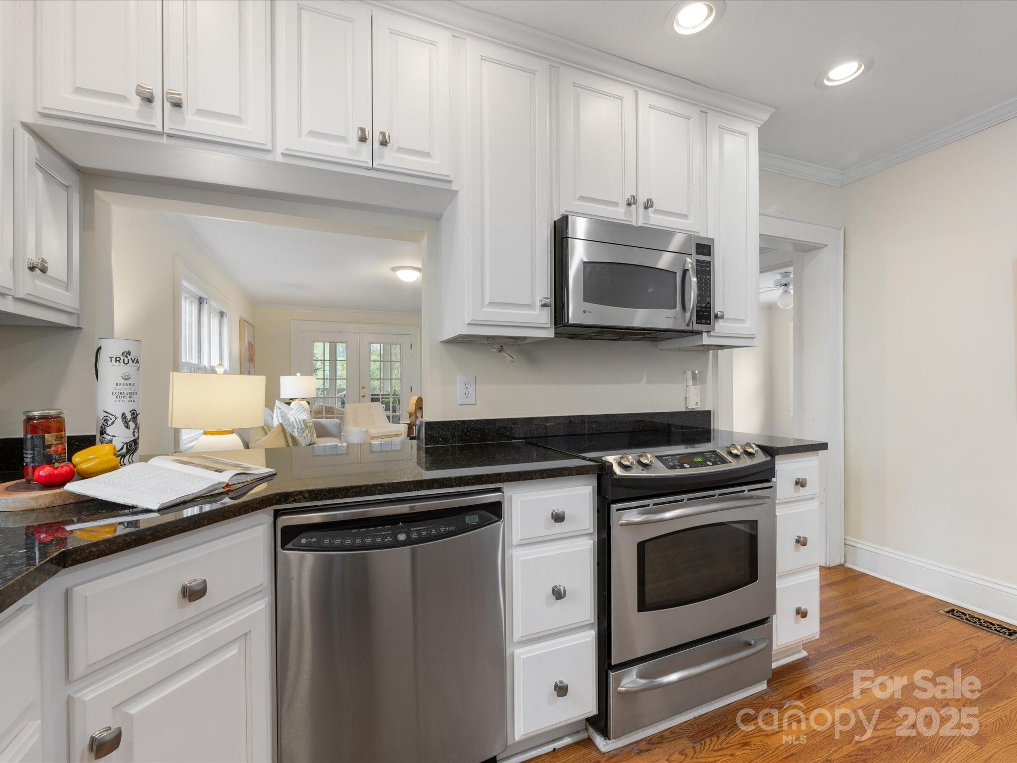 2132 Chesterfield Avenue Charlotte NC 28205