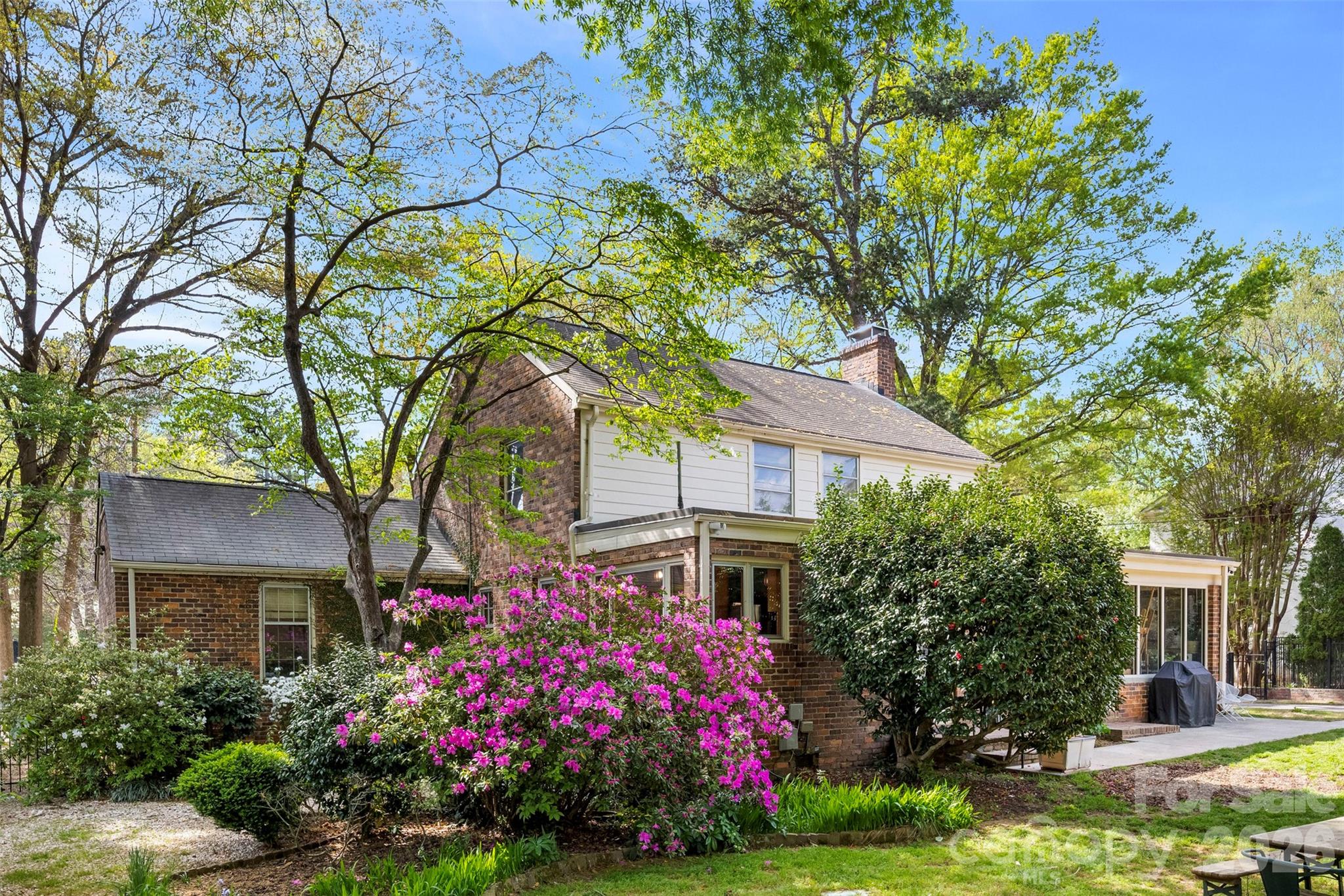 1519 Providence Road Charlotte NC 28207