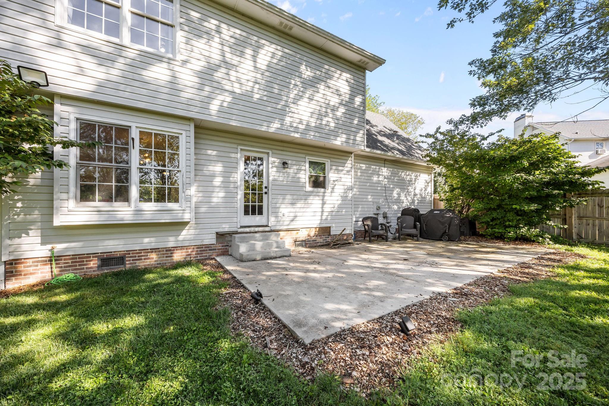 705 Woodhill Drive Fletcher NC 28732