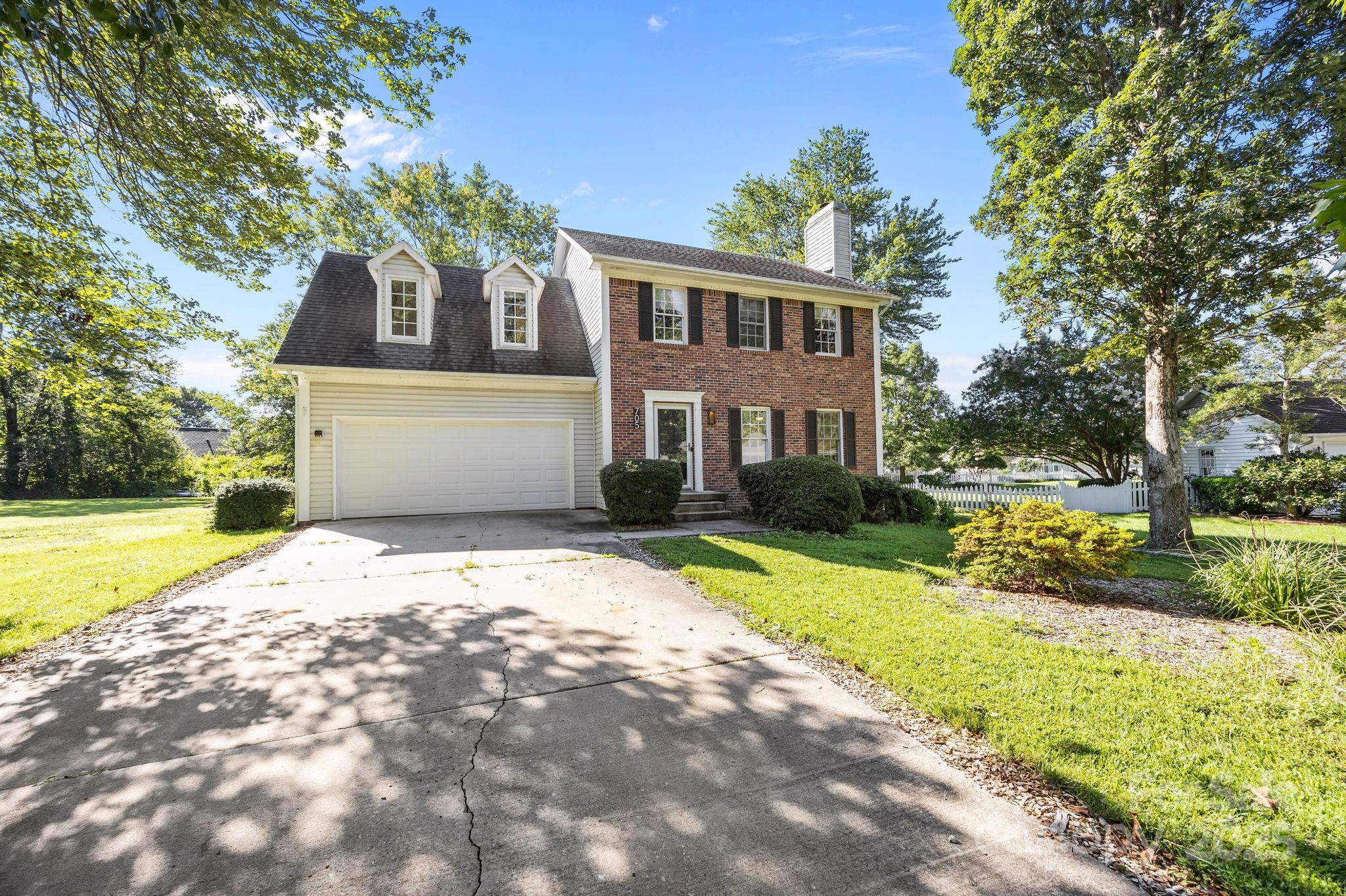 705 Woodhill Drive Fletcher NC 28732