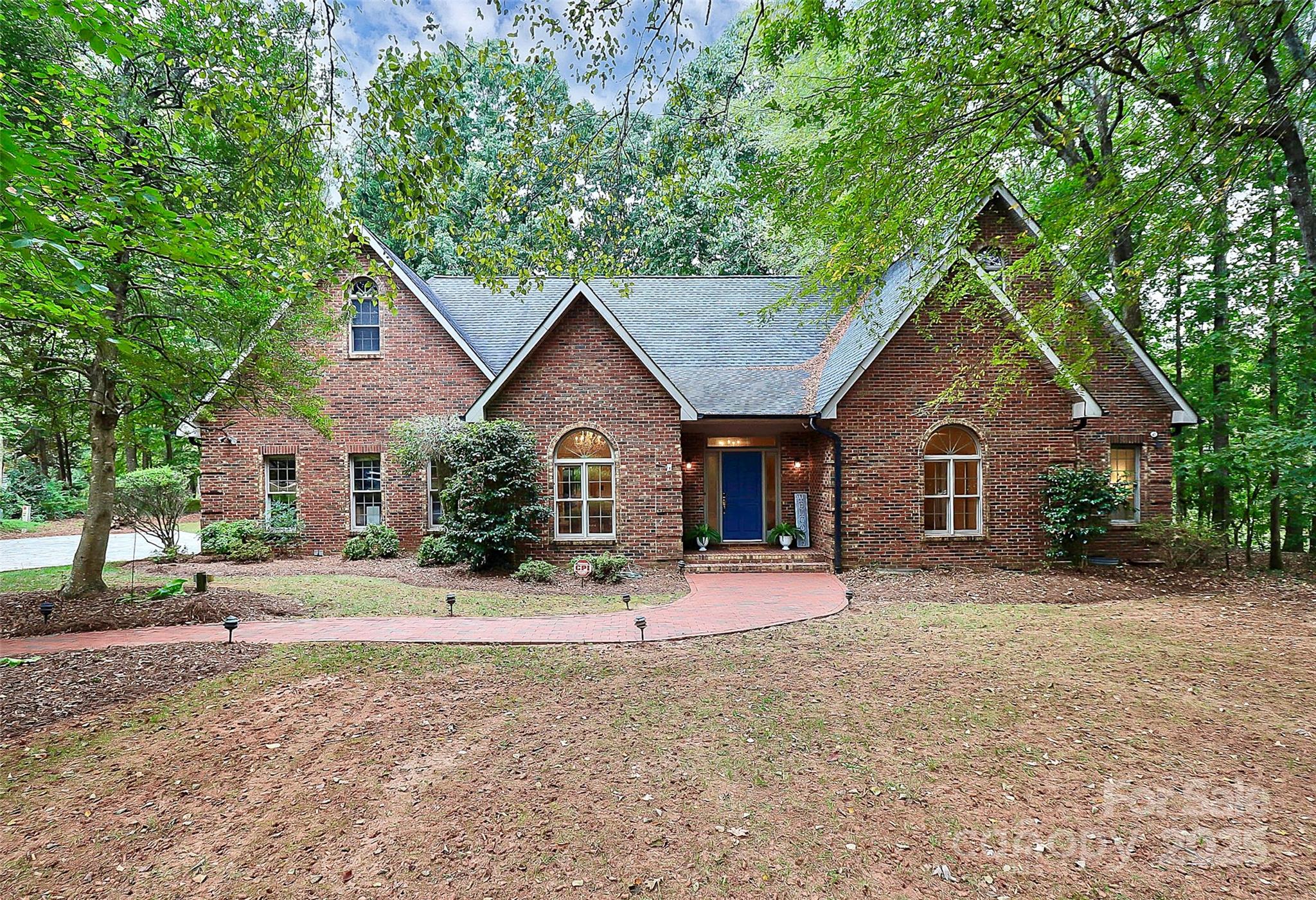 4121 Olde Roxbury Drive Matthews NC 28105
