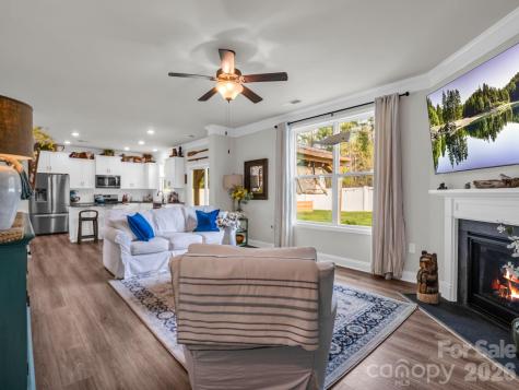 383 Fox Cove Road Hendersonville NC 28792