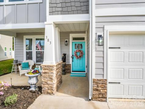 383 Fox Cove Road Hendersonville NC 28792