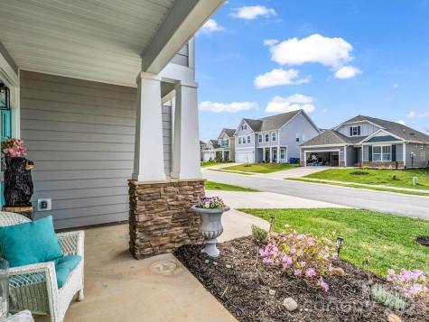 383 Fox Cove Road Hendersonville NC 28792