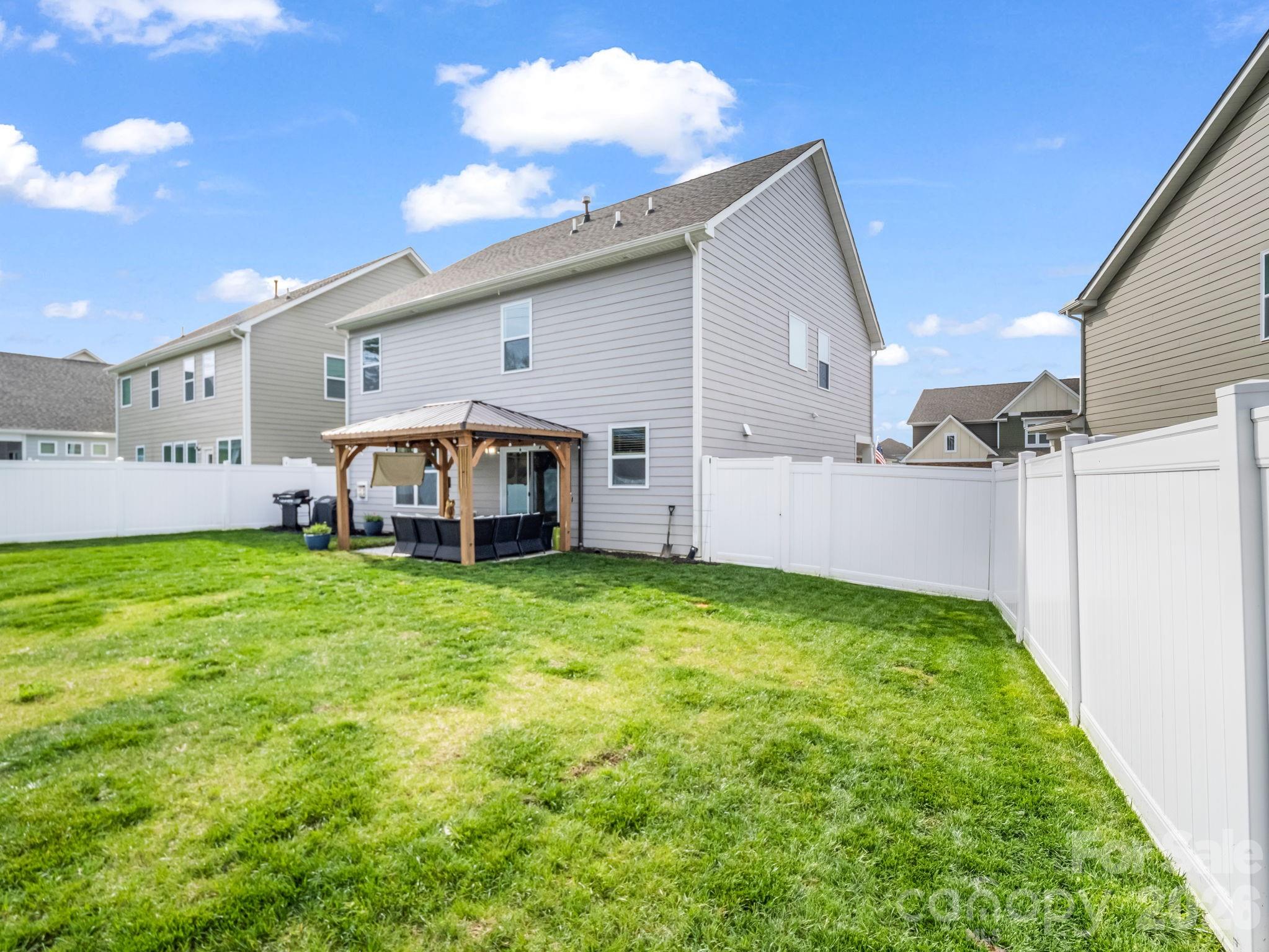383 Fox Cove Road Hendersonville NC 28792