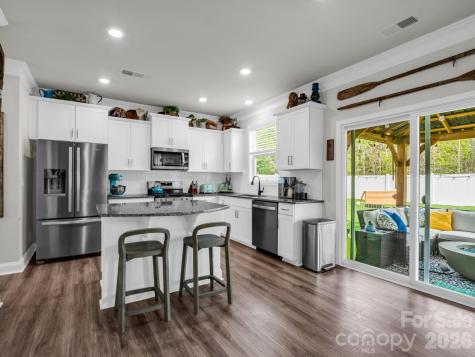 383 Fox Cove Road Hendersonville NC 28792