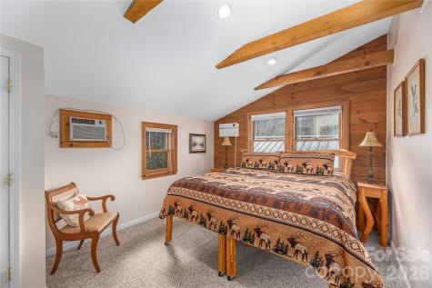 236 Dove Drive Maggie Valley NC 28751