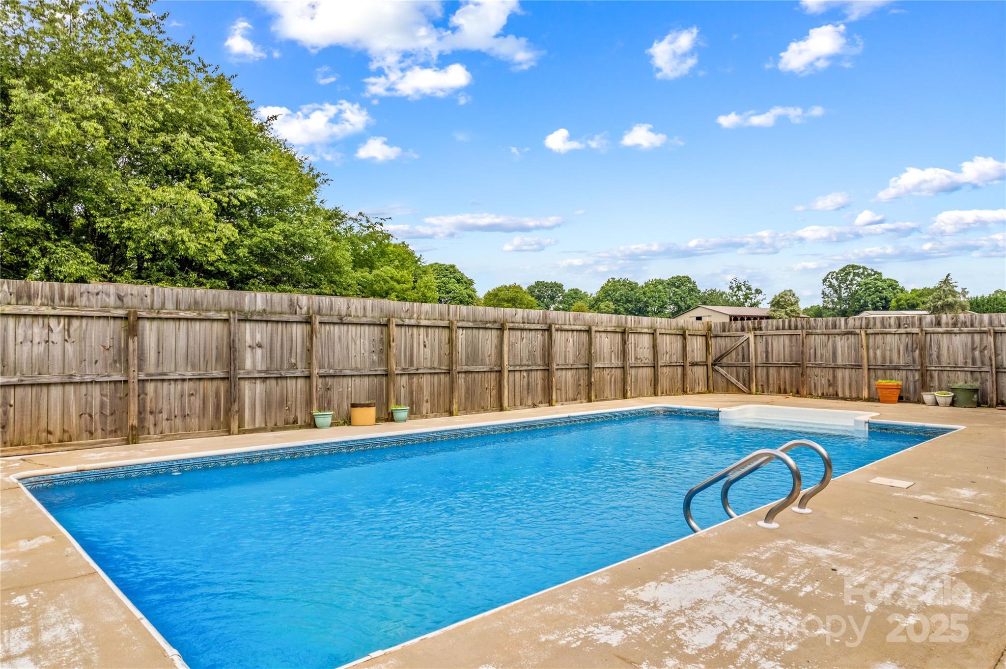 296 Hicks Creek Road Troutman NC 28166