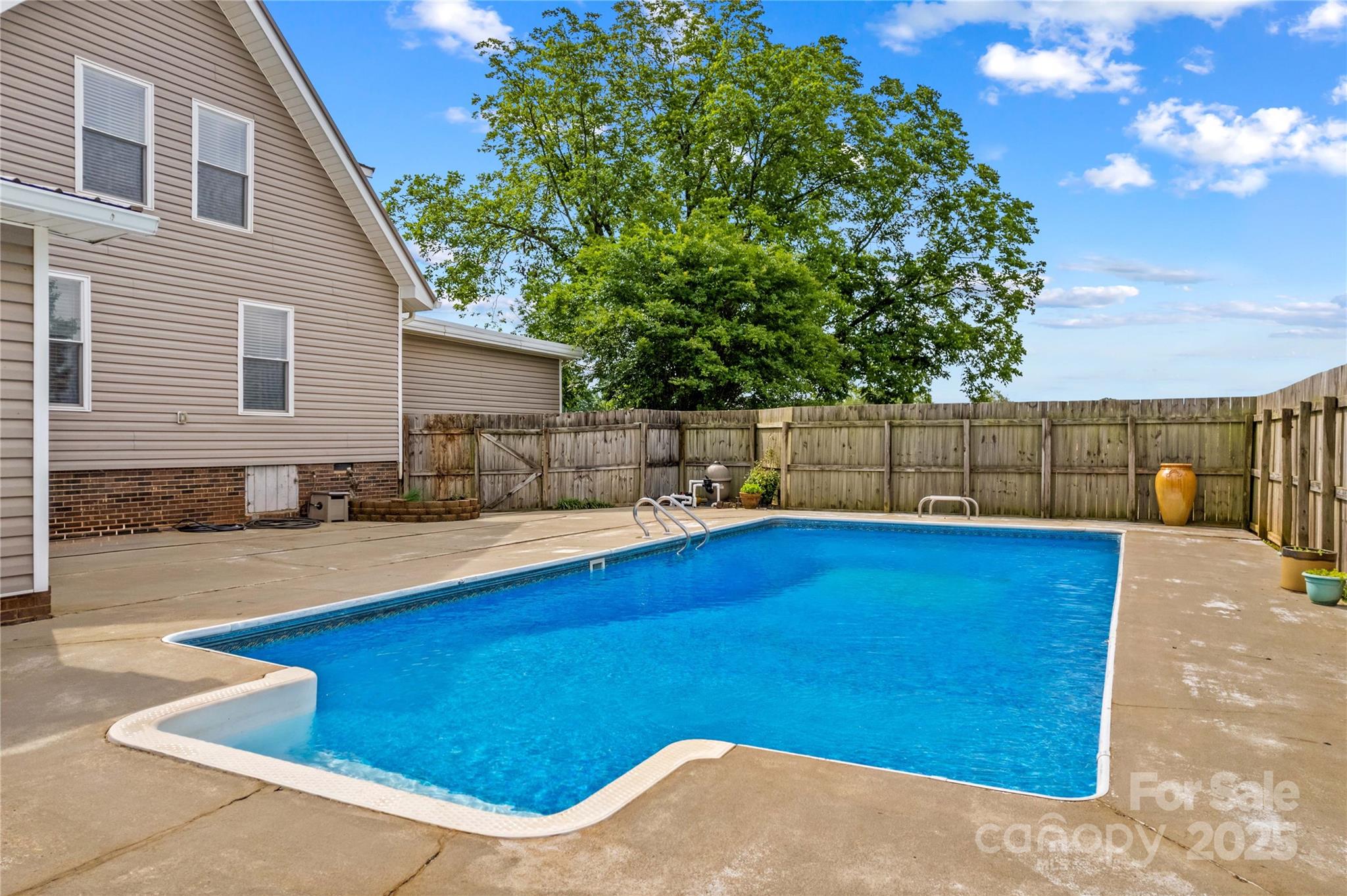 296 Hicks Creek Road Troutman NC 28166