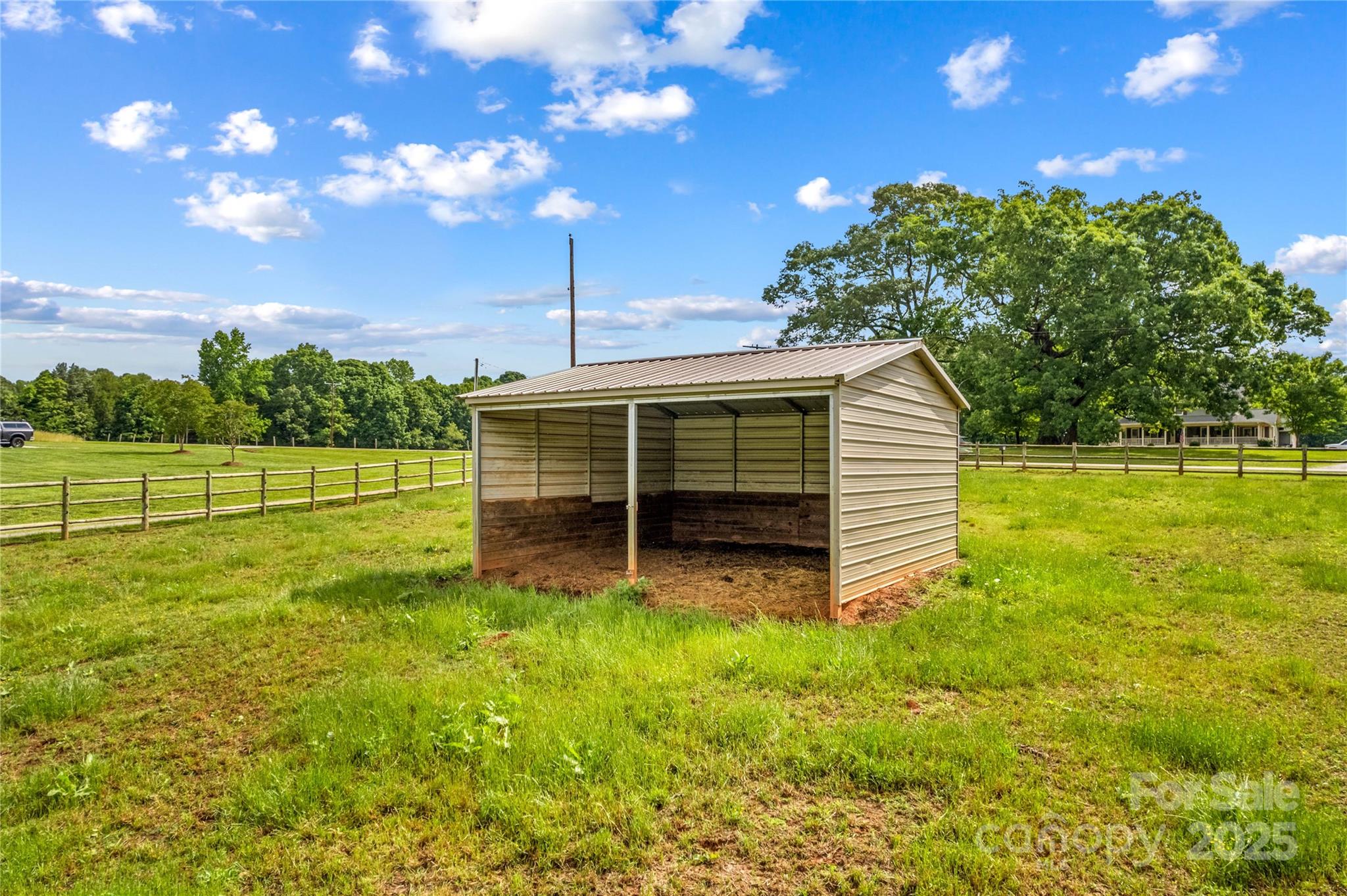 296 Hicks Creek Road Troutman NC 28166