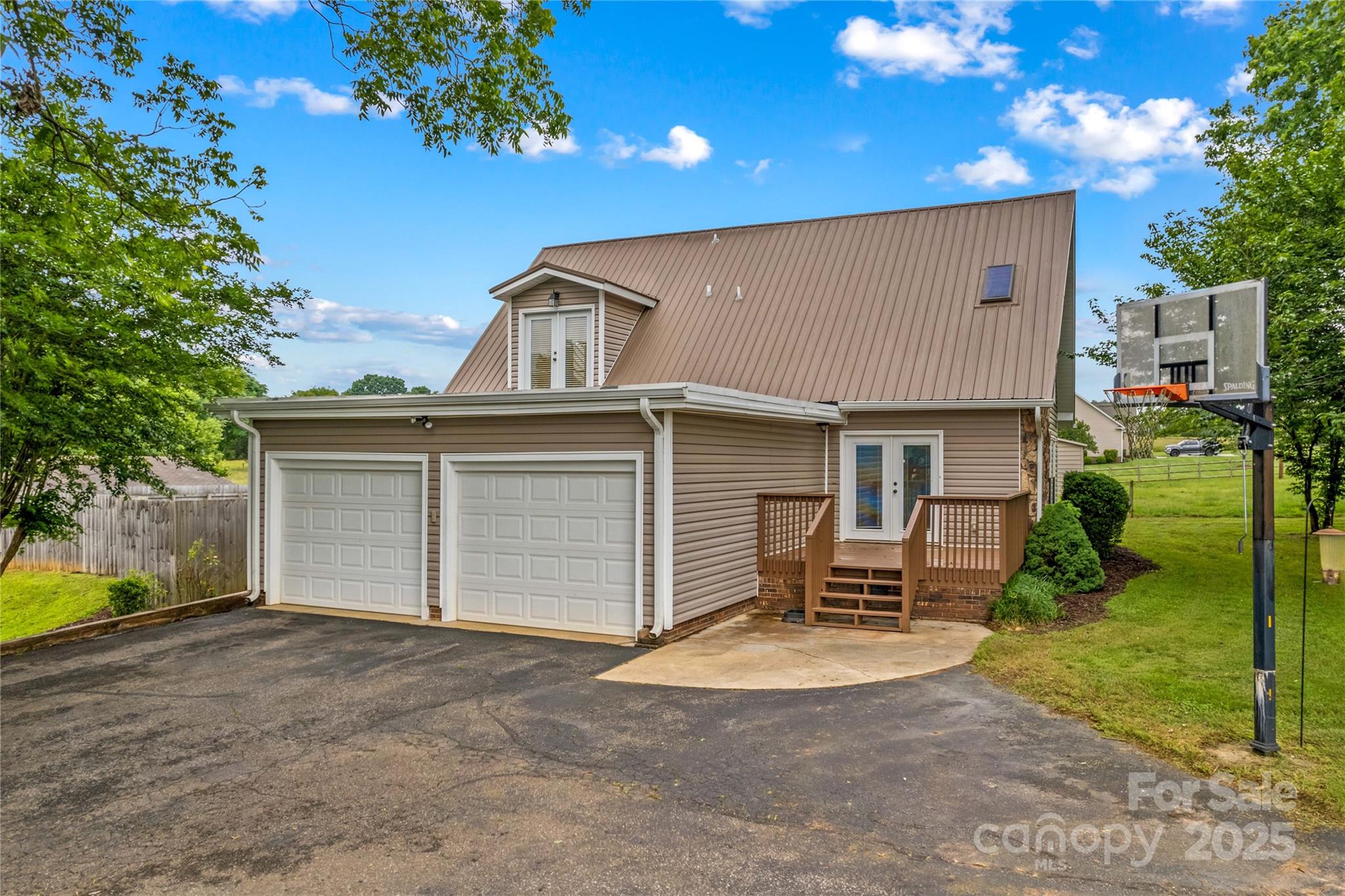 296 Hicks Creek Road Troutman NC 28166