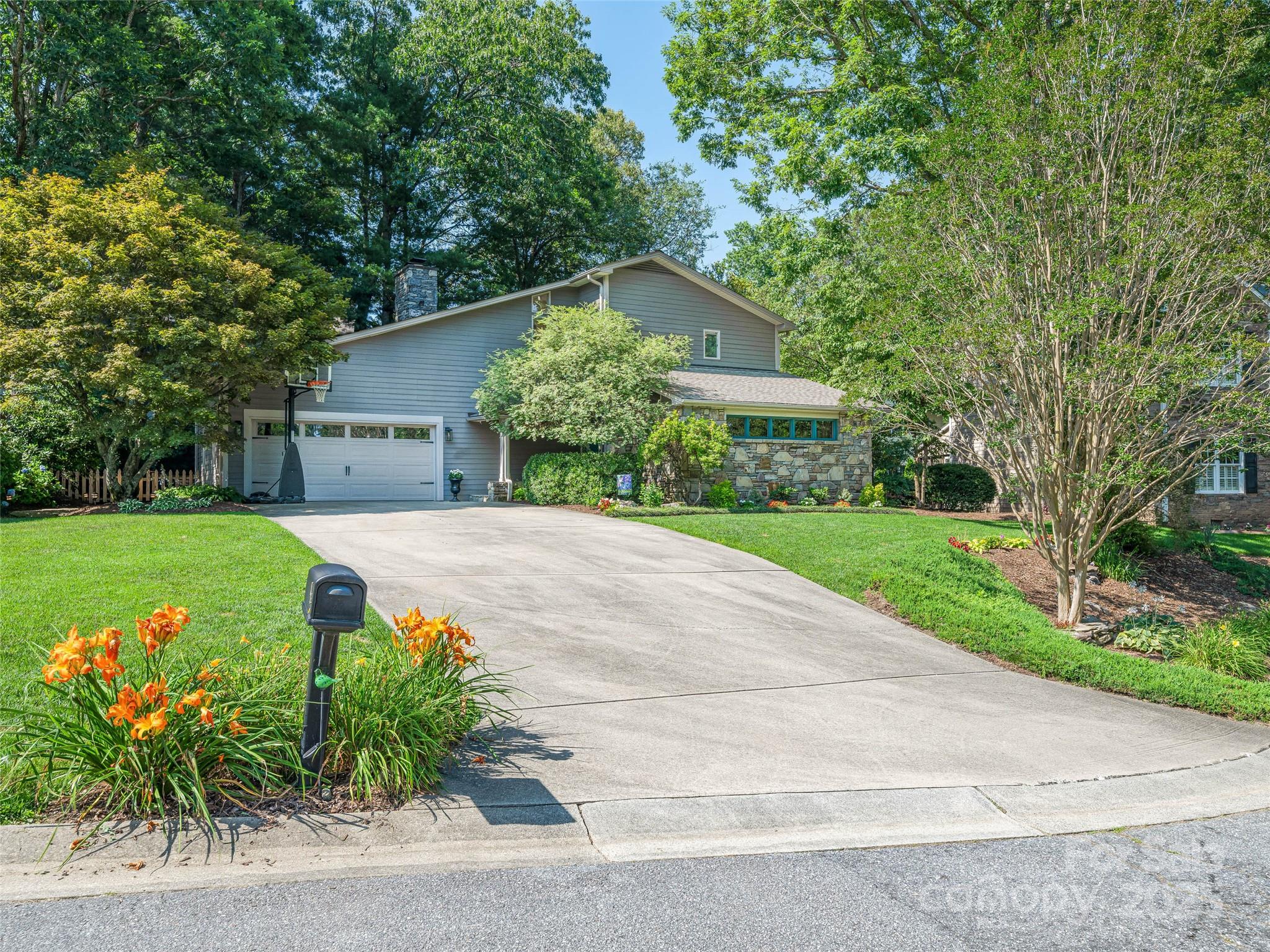 4 Amelia Court Arden NC 28704
