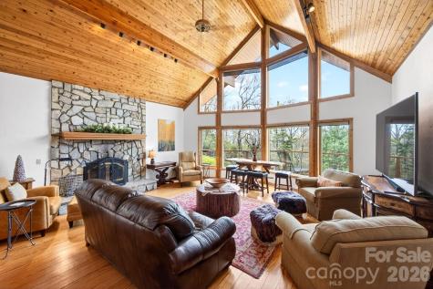 6 Orchard Knob Lane Black Mountain NC 28711