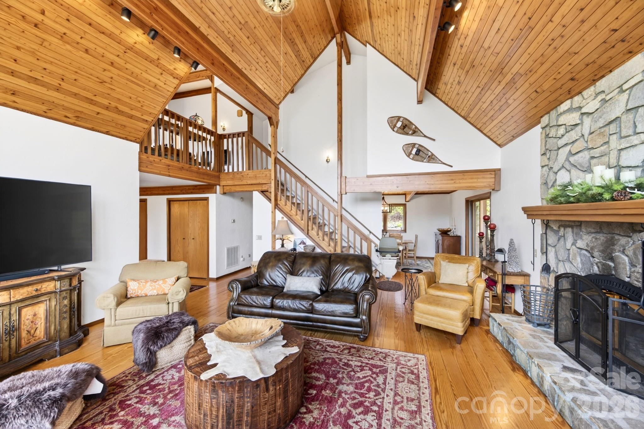 6 Orchard Knob Lane Black Mountain NC 28711