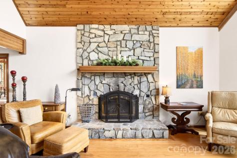 6 Orchard Knob Lane Black Mountain NC 28711