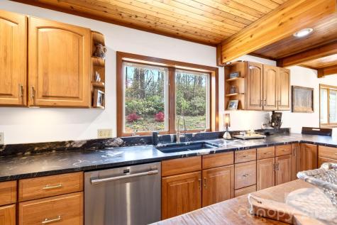 6 Orchard Knob Lane Black Mountain NC 28711