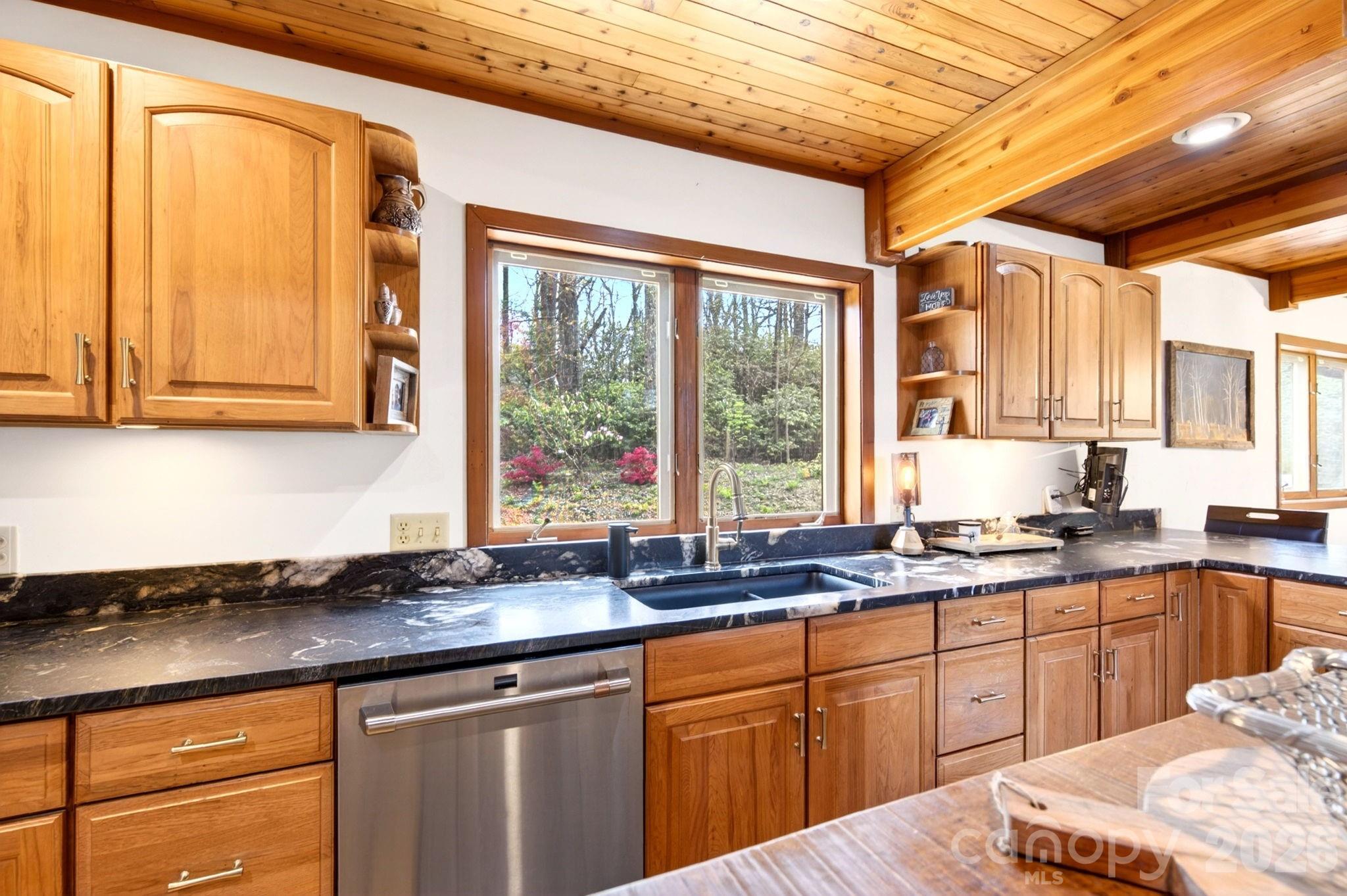 6 Orchard Knob Lane Black Mountain NC 28711