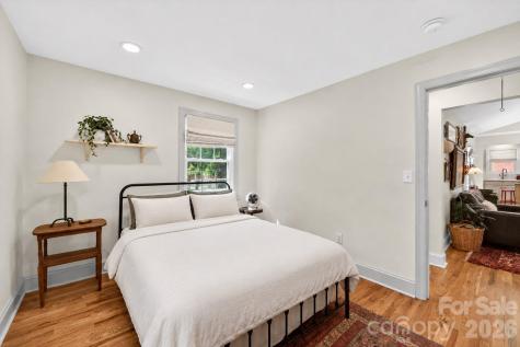 3910 Admiral Avenue Charlotte NC 28205